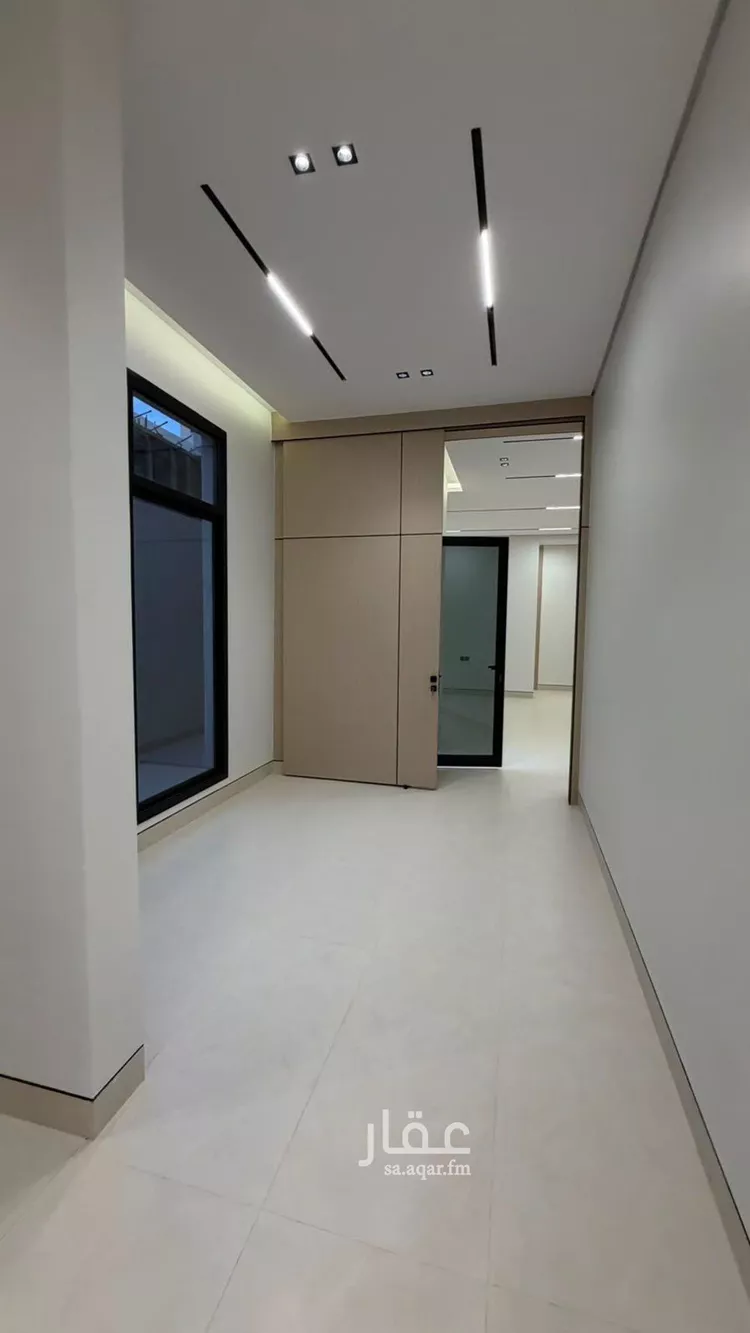 Floor for Sale in Riyadh Al Janadriyah 21