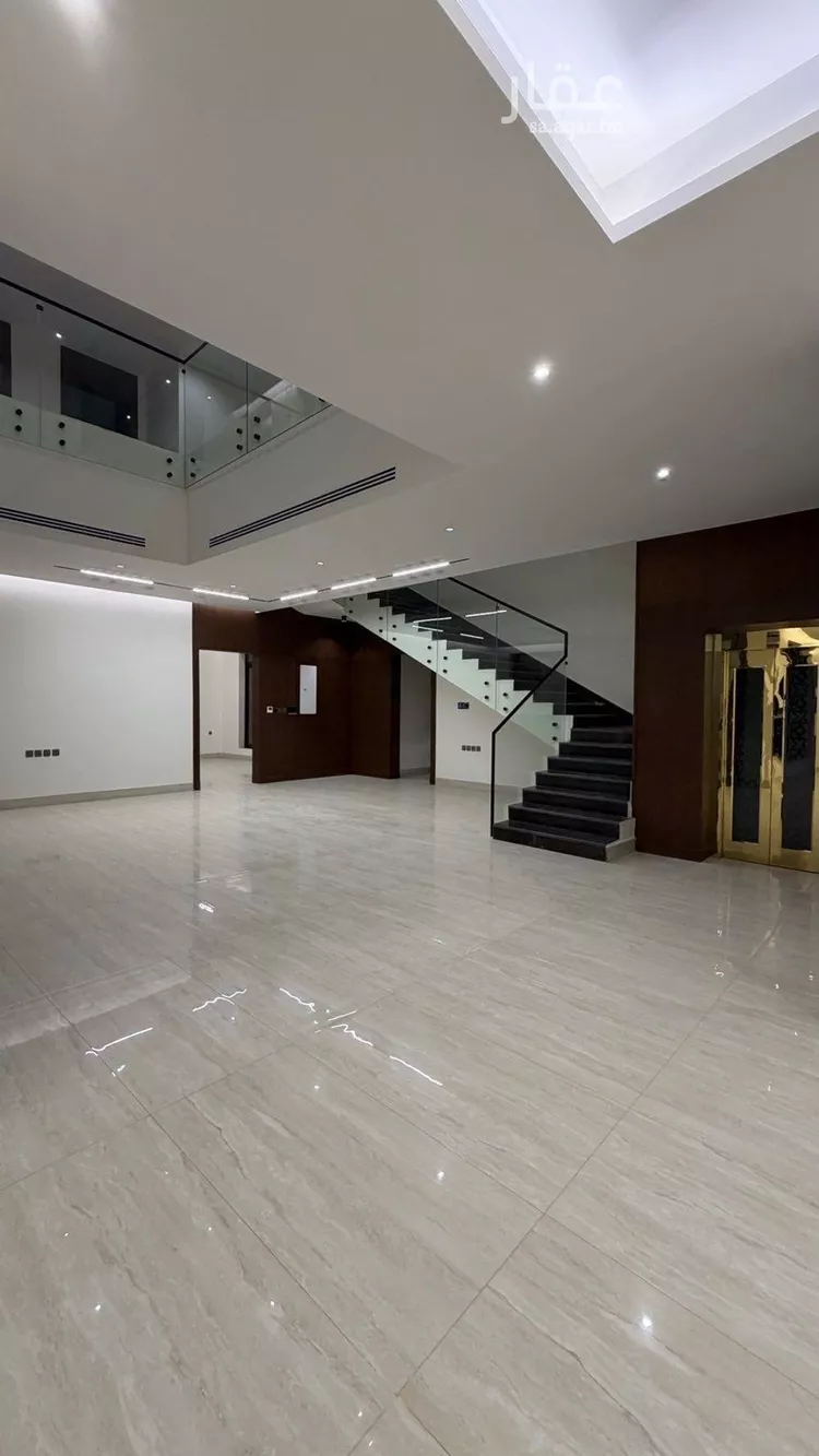 Villa for Sale in Riyadh Al Mahdiyah 14