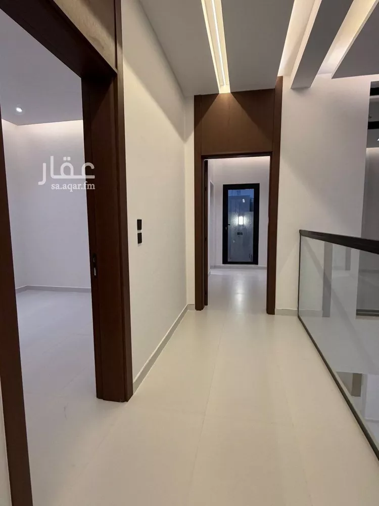 فيلا للبيع في شارع عبدالجبار بن الورد, حي المهدية, مدينة الرياض, منطقة الرياض 21
