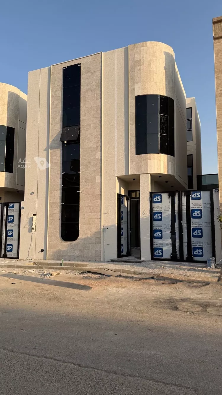 فيلا للبيع في شارع المهدية, حي المهدية, مدينة الرياض, منطقة الرياض