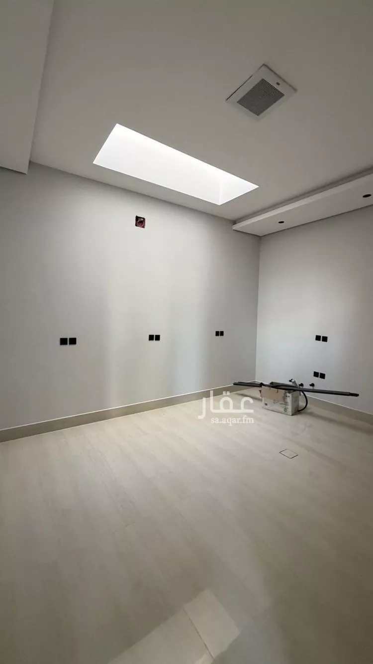 فيلا للبيع في شارع عبدالجبار بن الورد, حي المهدية, مدينة الرياض, منطقة الرياض 19