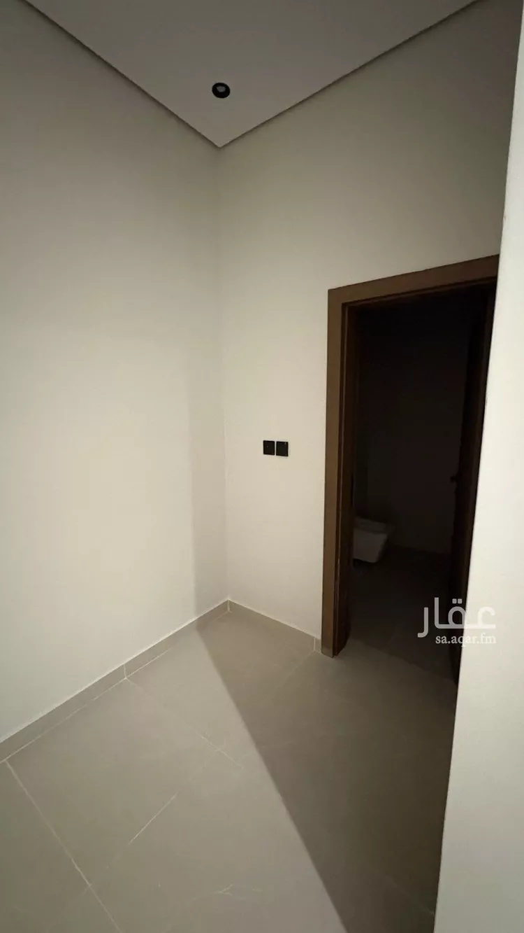 شقة للبيع في شارع ينبع, حي ظهرة لبن, مدينة الرياض, منطقة الرياض 7