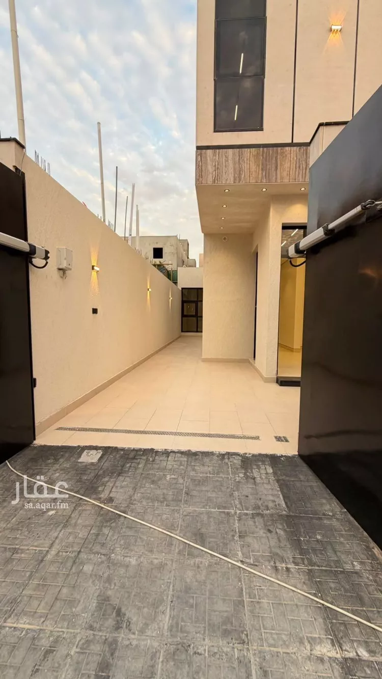 Floor for Sale in Riyadh Al Janadriyah صورة 5