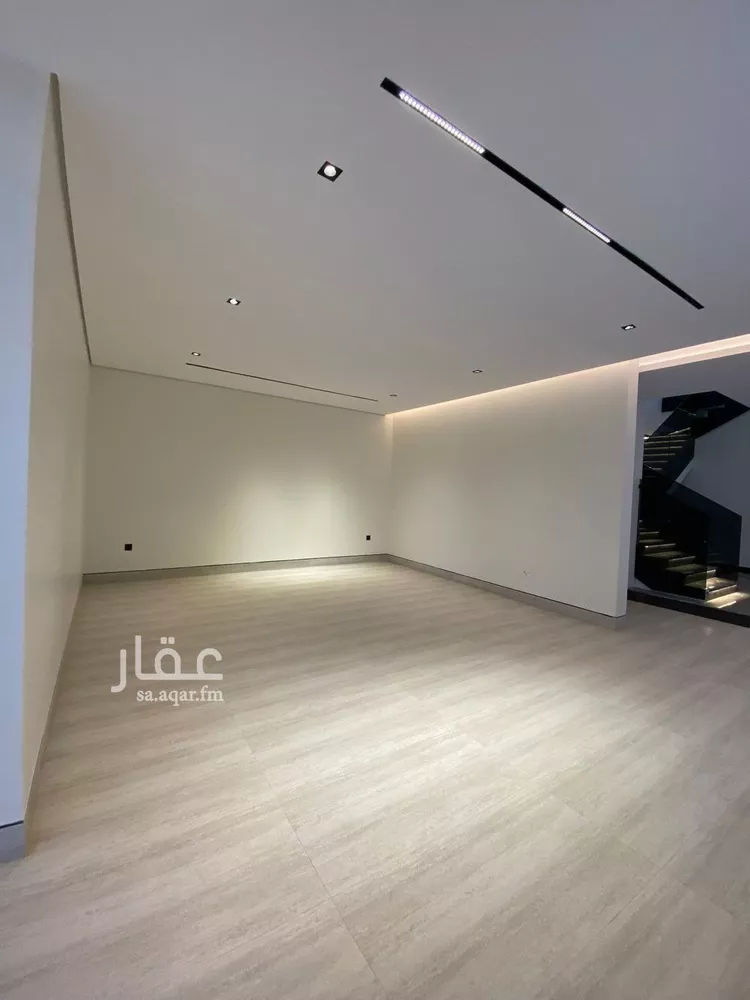 فيلا للبيع في شارع فؤاد محمد عمر توفيق, حي المهدية, مدينة الرياض, منطقة الرياض 8