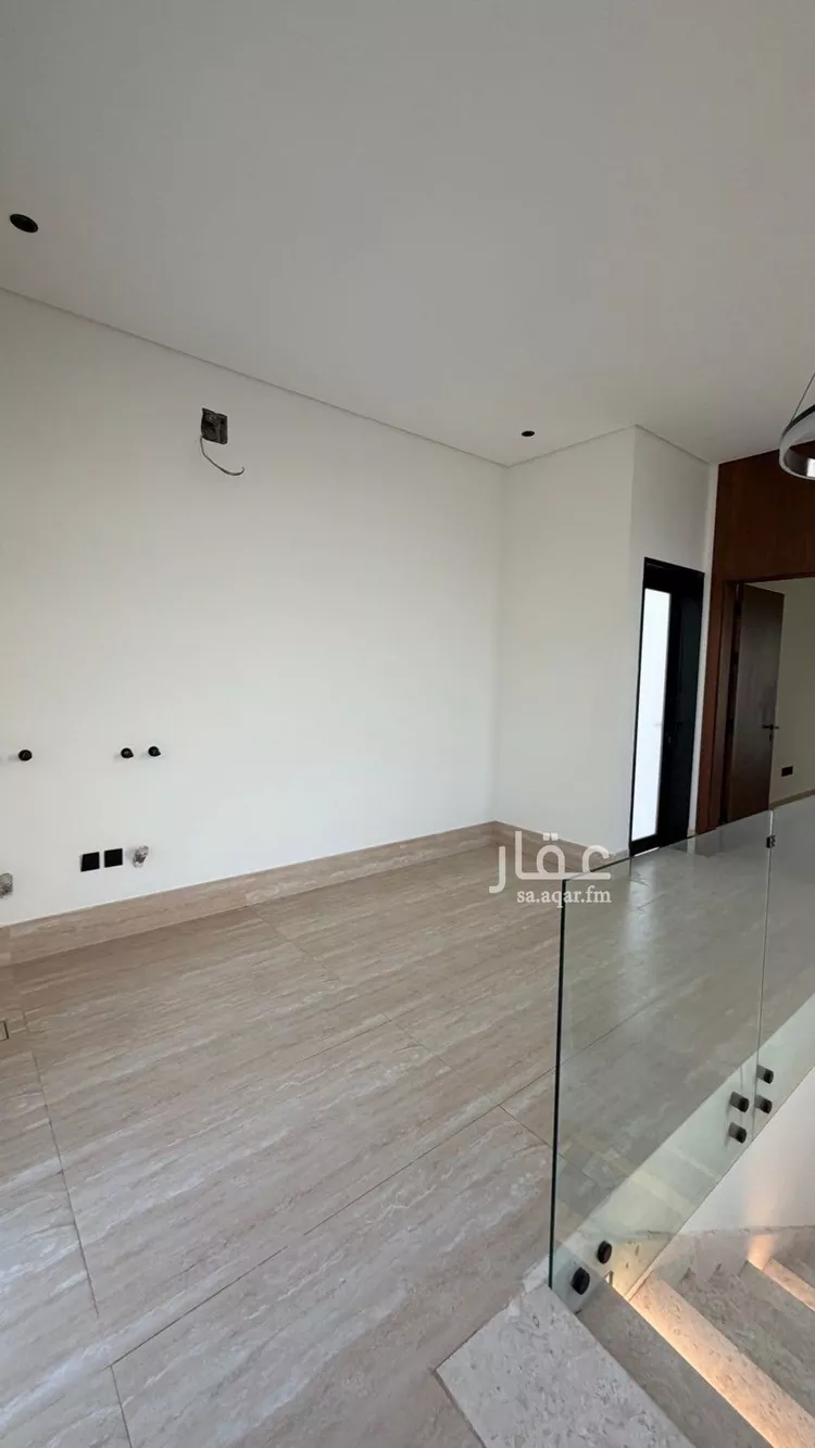 فيلا للبيع في شارع عبدالجبار بن الورد, حي المهدية, مدينة الرياض, منطقة الرياض 18
