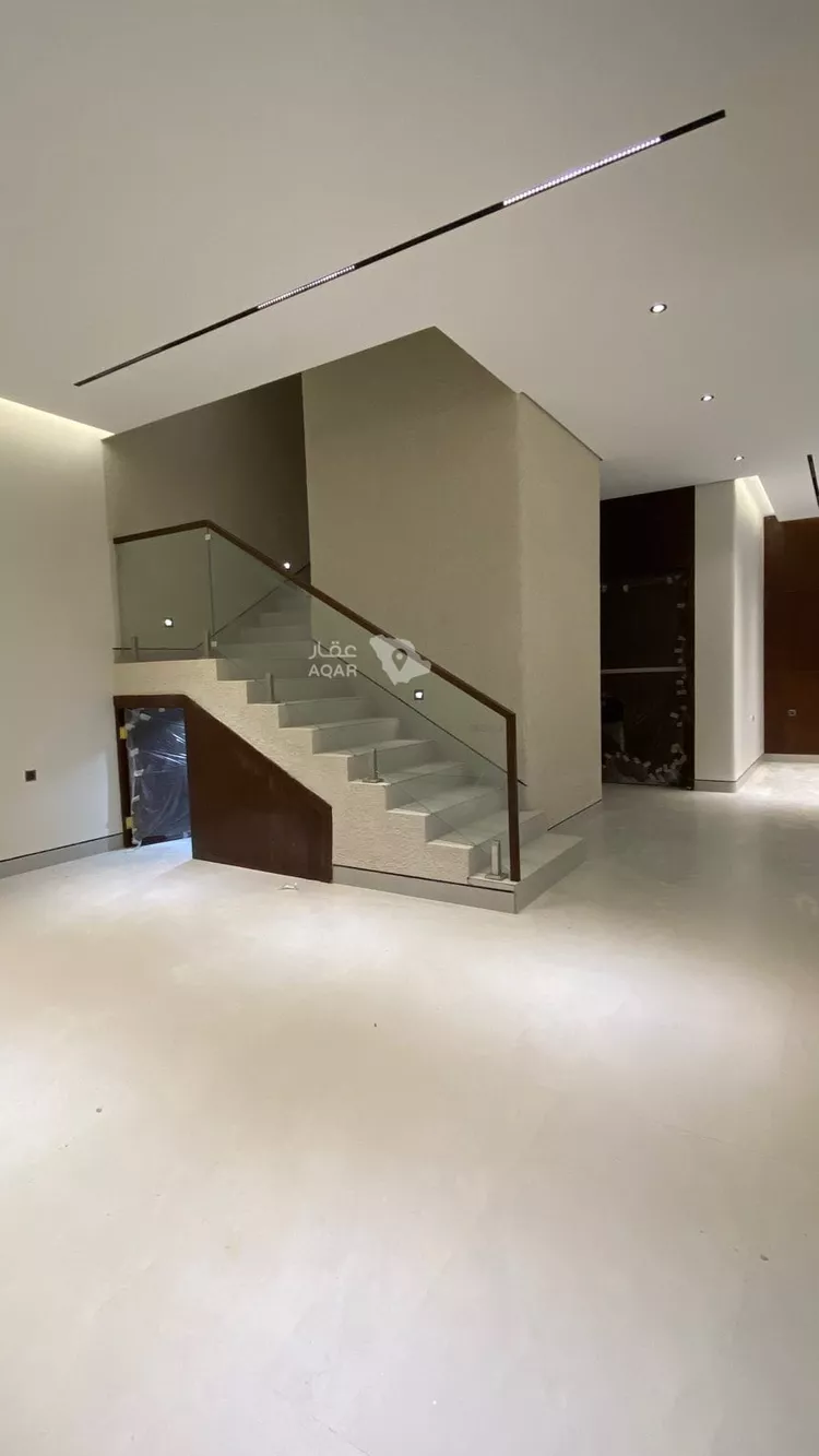 Villa for Sale in Riyadh Al Mahdiyah 15