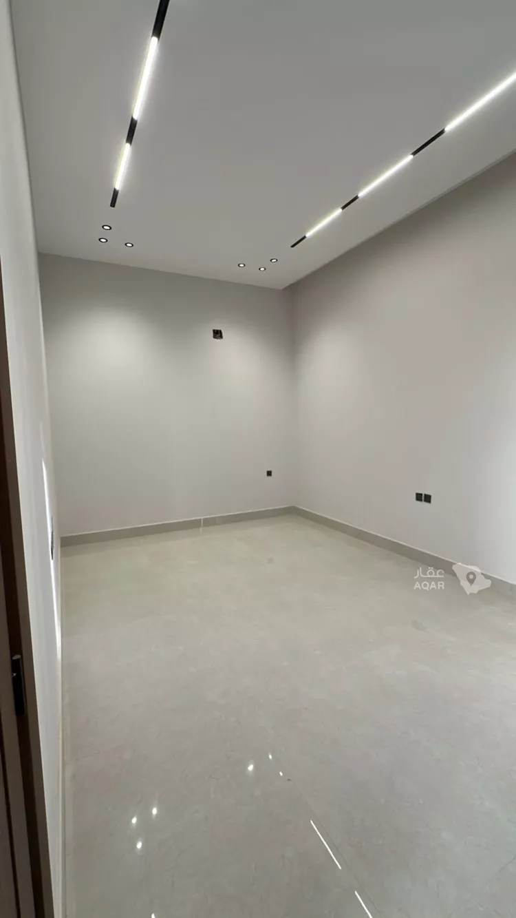 Villa for Sale in Riyadh Al Mahdiyah 6