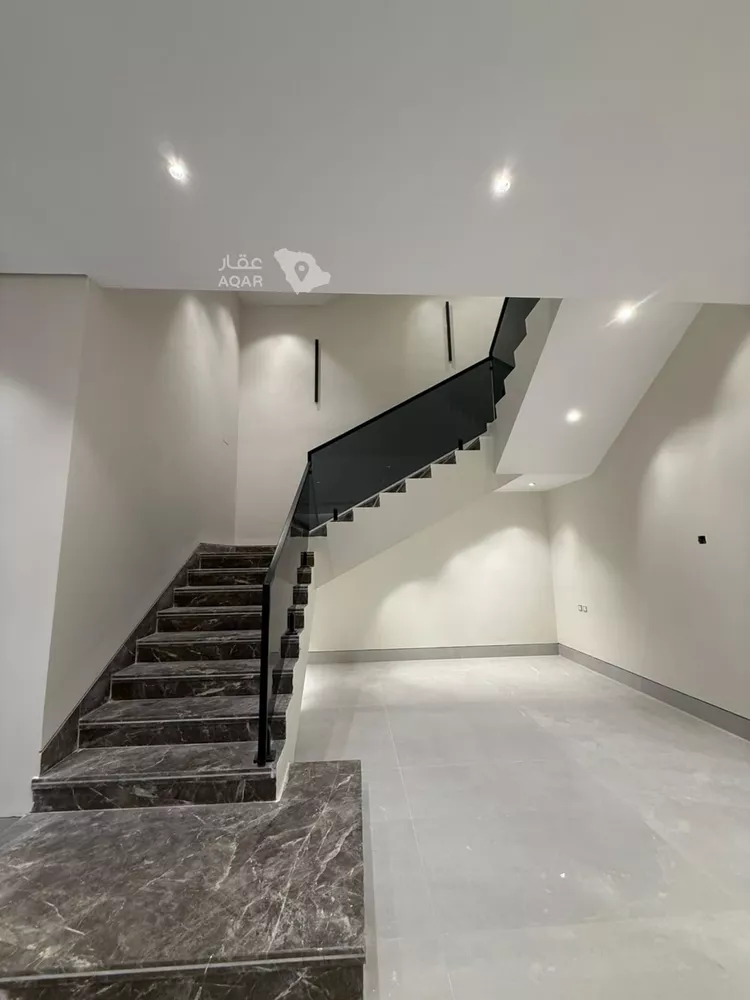 Villa for Sale in Riyadh Al Mahdiyah 15