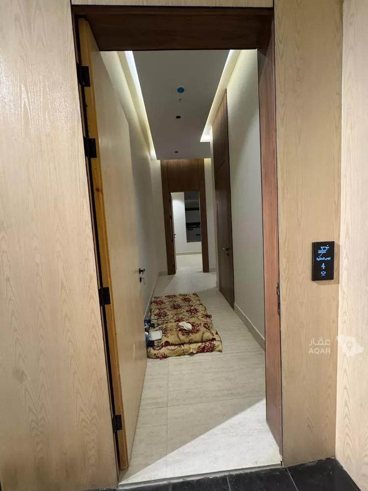 شقة للبيع في شارع عبدالحق الهاشمي, حي المهدية, مدينة الرياض, منطقة الرياض 17
