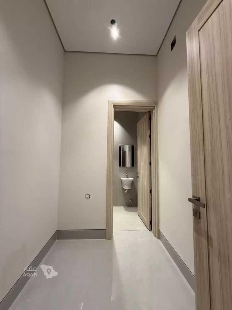 Villa for Sale in Riyadh Al Mahdiyah 19
