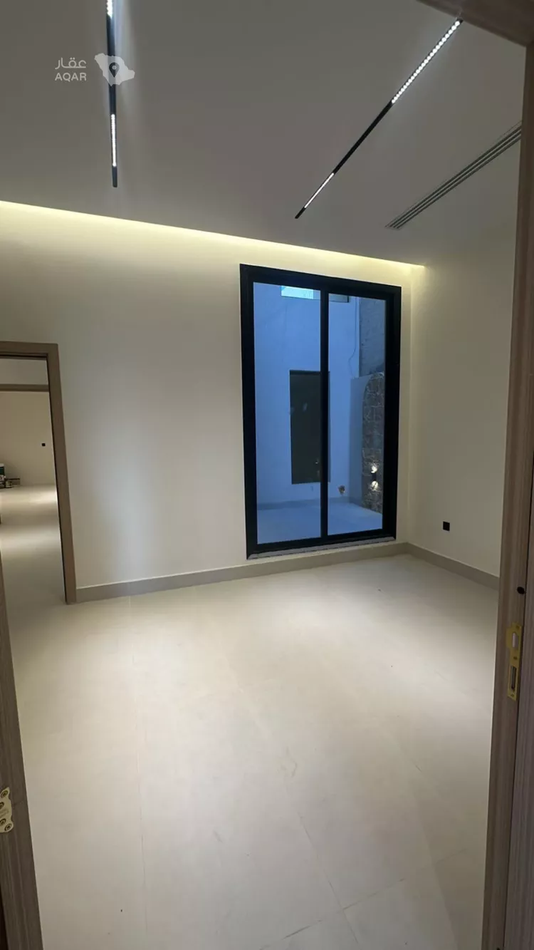 Villa for Sale in Riyadh Al Mahdiyah صورة 4