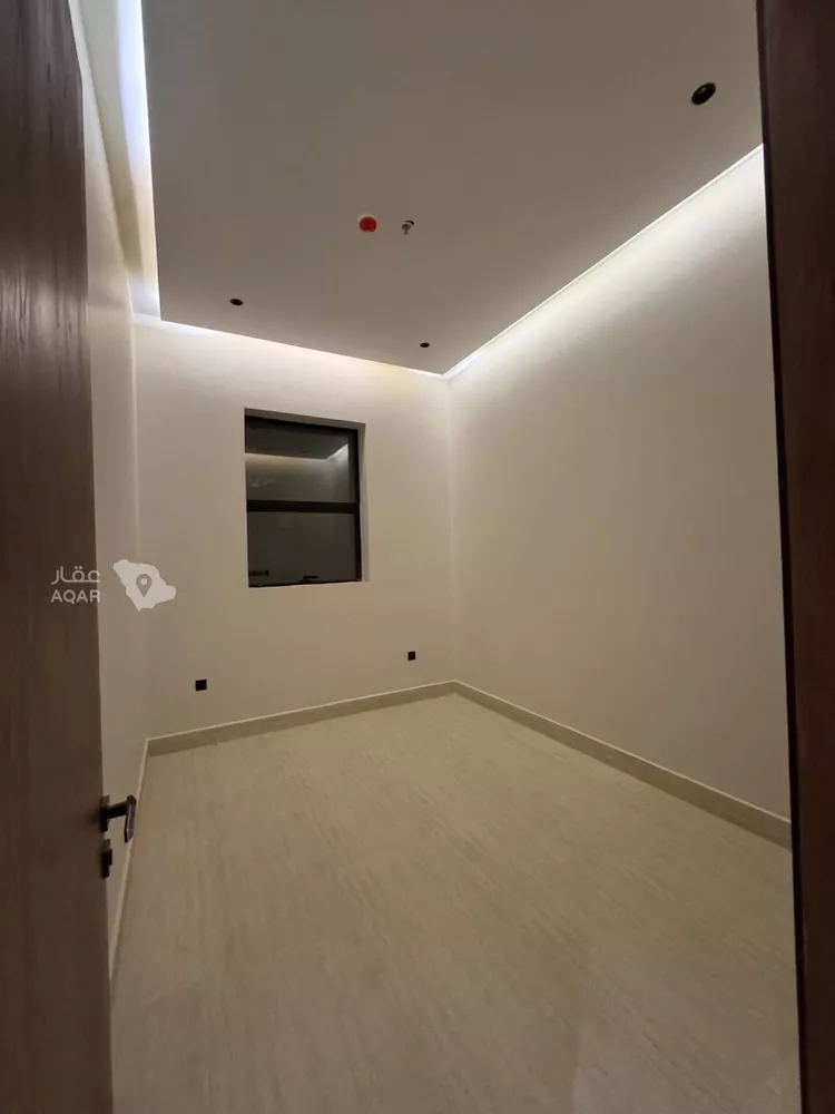 شقة للبيع في شارع عبدالحق الهاشمي, حي المهدية, مدينة الرياض, منطقة الرياض 15