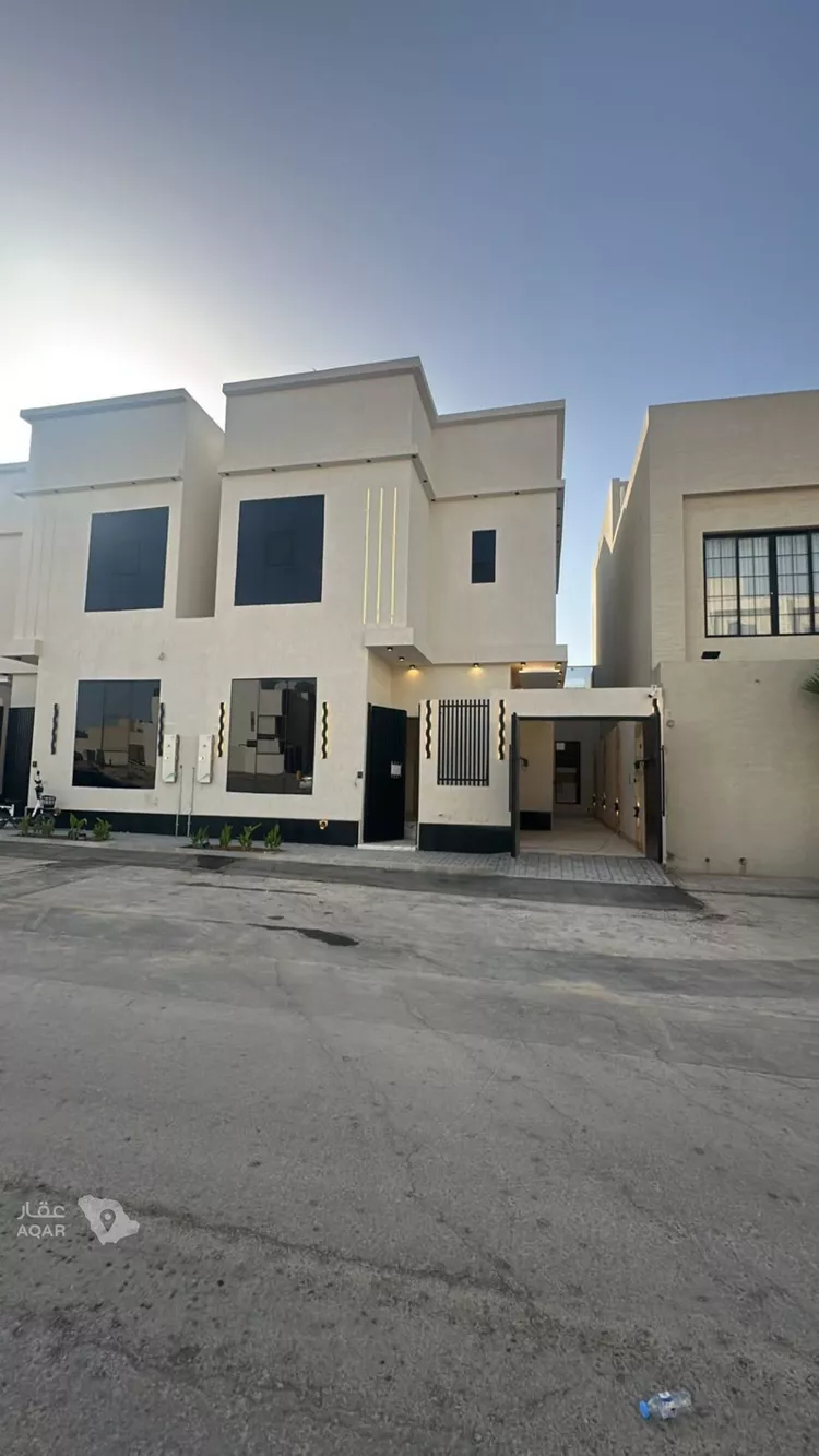 Villa for Sale in Riyadh Al Mahdiyah