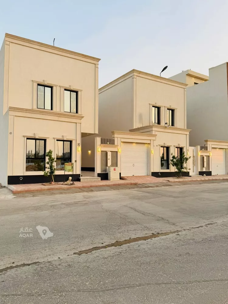 فيلا للبيع في شارع قطب الدين بن السلطان, حي المهدية, مدينة الرياض, منطقة الرياض صورة 3
