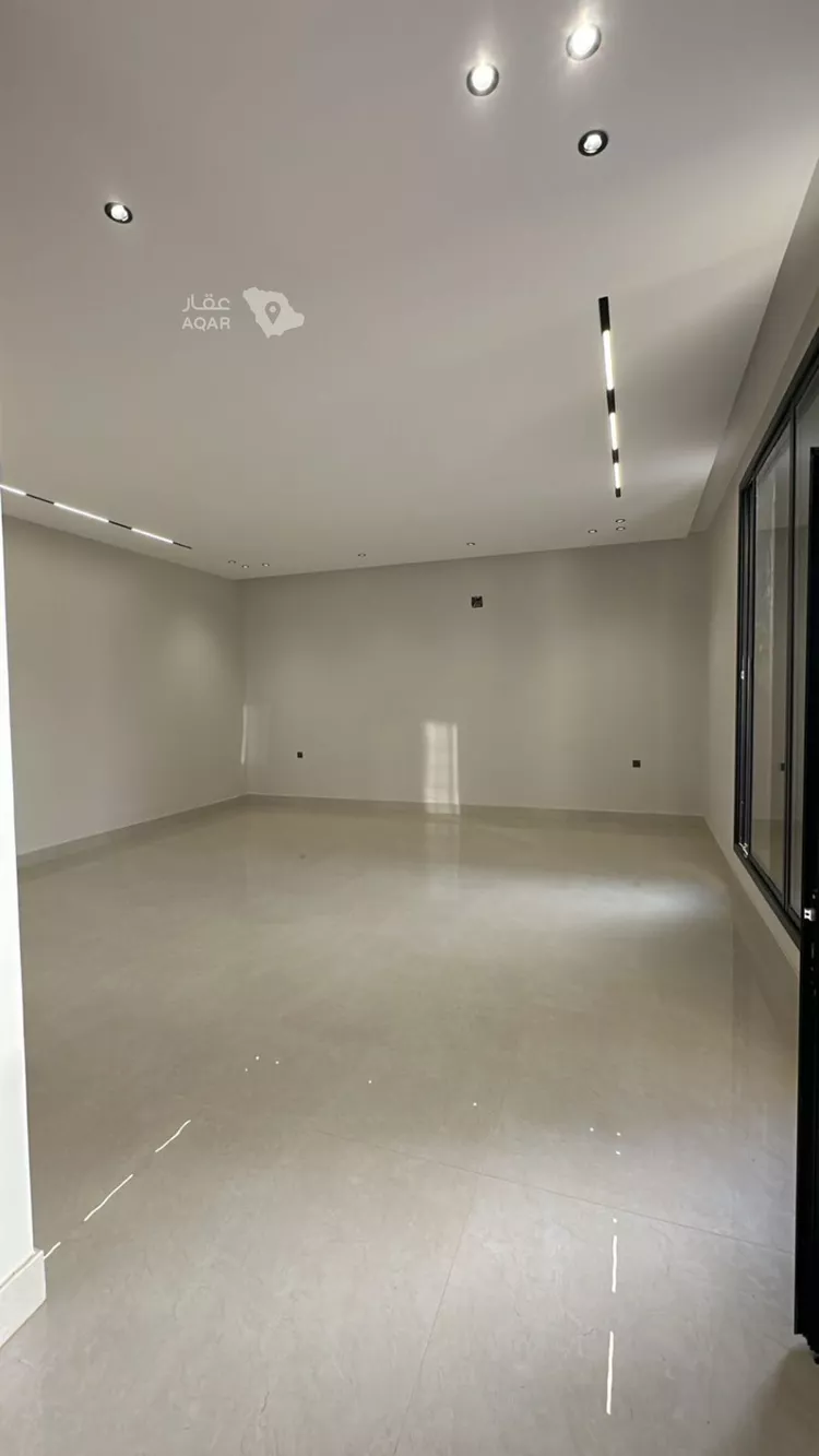Villa for Sale in Riyadh Al Mahdiyah 20