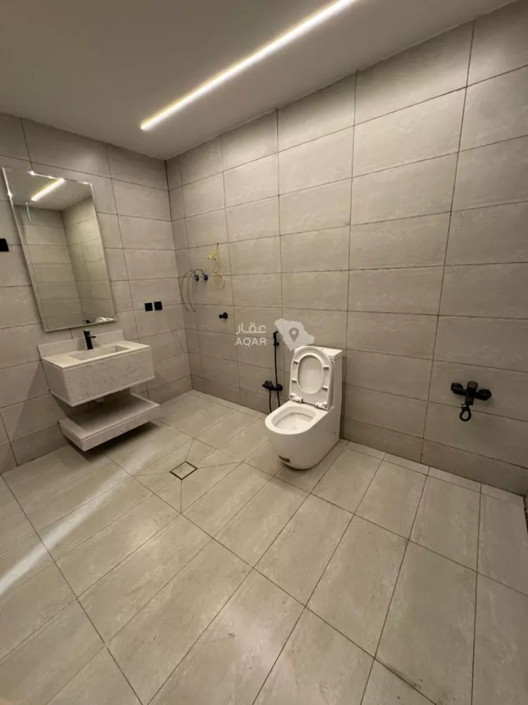 Floor for Rent in Riyadh King Abdul Aziz صورة 3