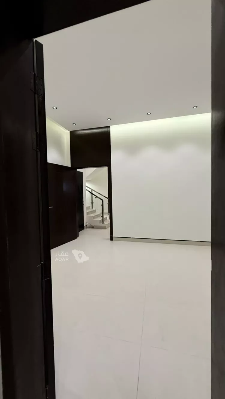 فيلا للبيع في شارع نواره, حي نوارة, مدينة المزاحمية, منطقة الرياض 4