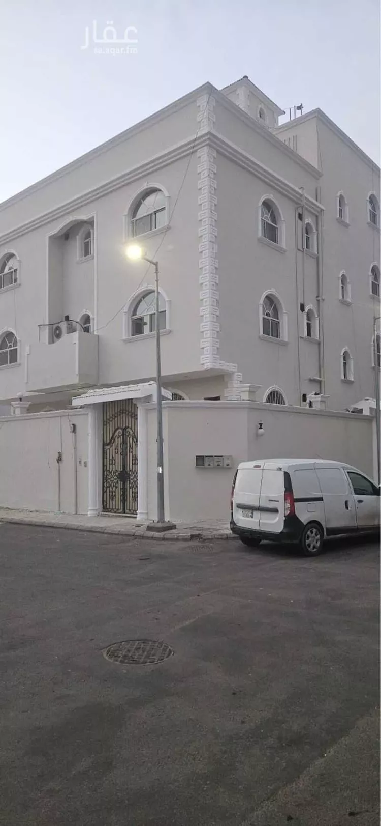 Building for Sale in Jeddah Al Aziziyah