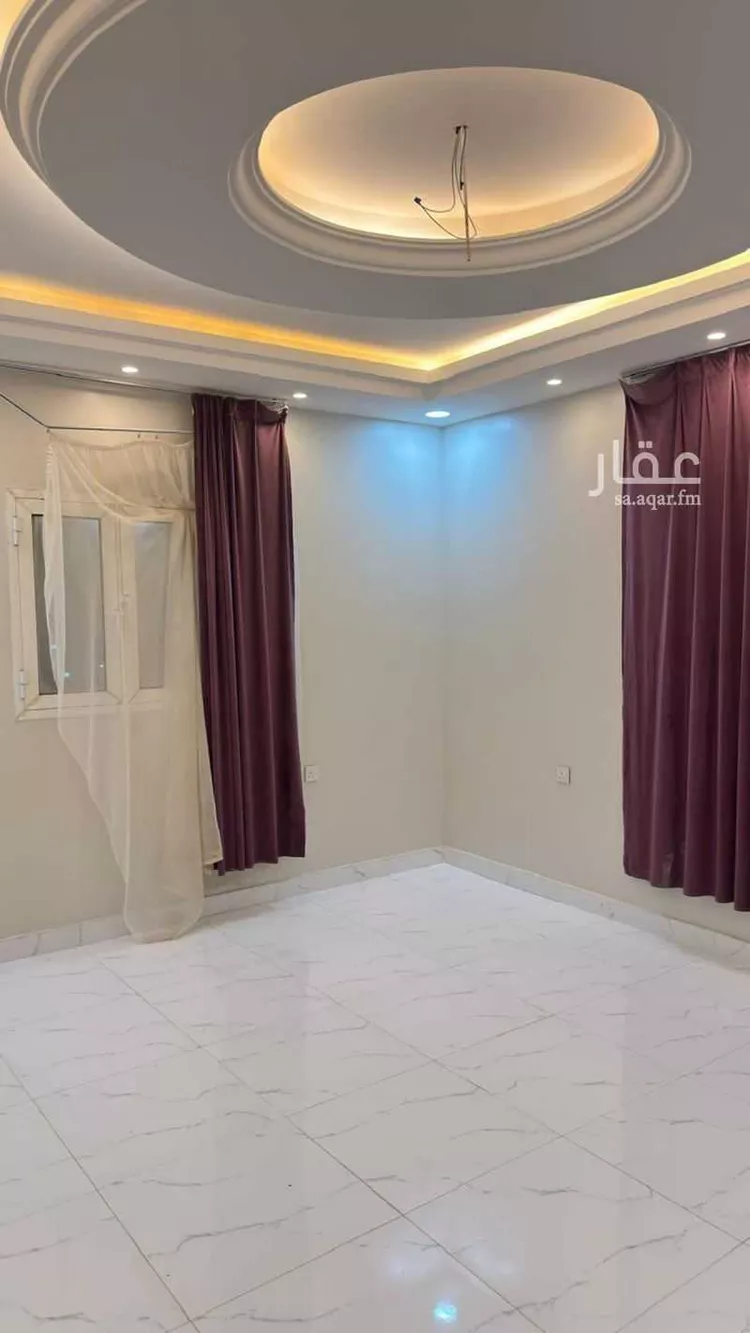 عمارة للإيجار في شارع الورود 4, حي الورود, مدينة صامطة, منطقة جازان صورة 3