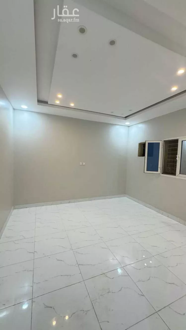 عمارة للإيجار في شارع الورود 4, حي الورود, مدينة صامطة, منطقة جازان صورة 5