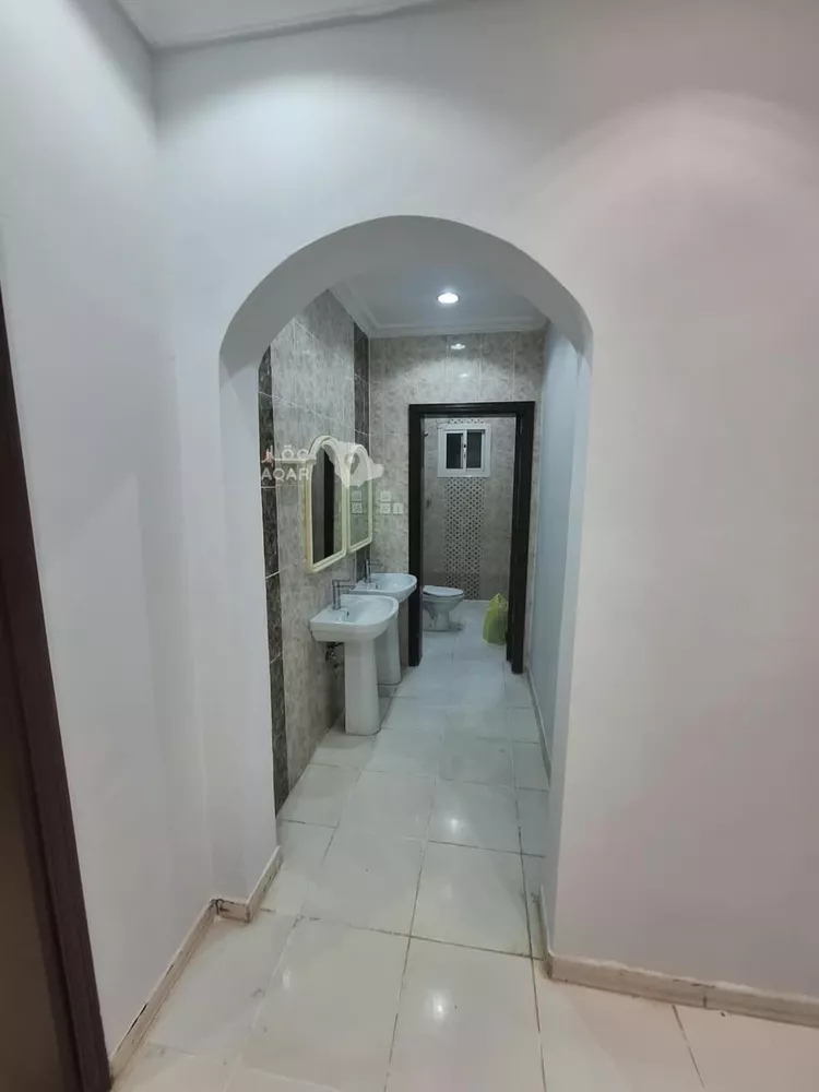 شقة للإيجار في شارع موقق, حي الرياض, مدينة جدة, منطقة مكة المكرمة