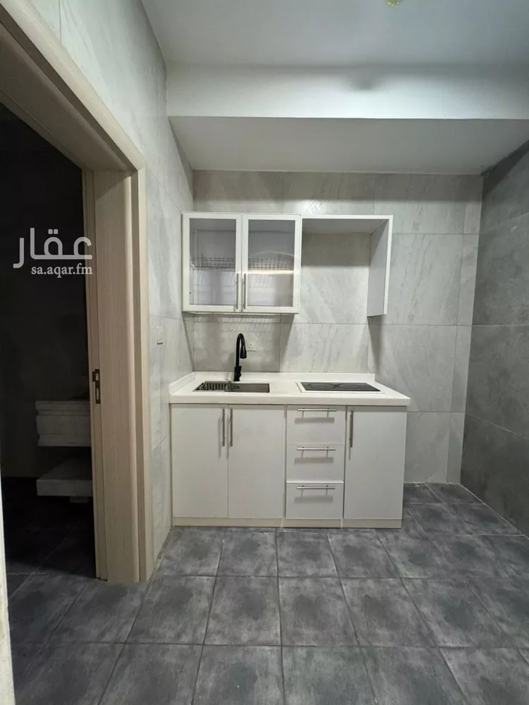 شقة للإيجار في شارع قيس ابن مخلد, حي الصالحية, مدينة جدة, منطقة مكة المكرمة 14
