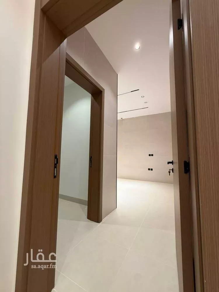 شقة للبيع في شارع ابن سعيد المقرئ ، حي خشم العان ، الرياض ، منطقة الرياض صورة 2