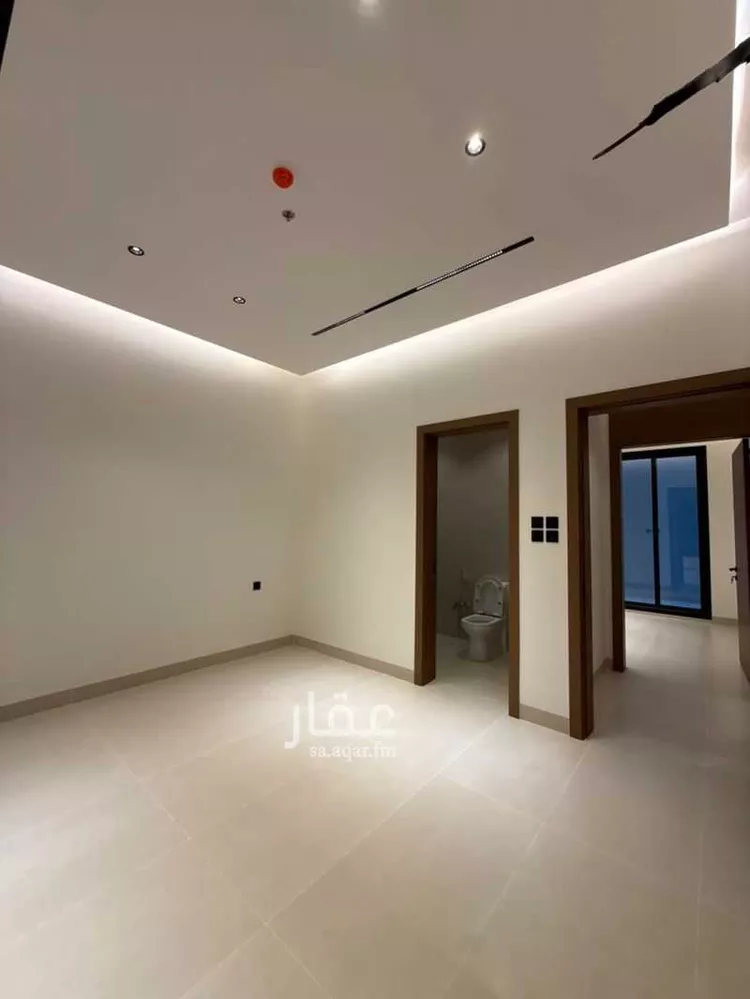 شقة للبيع في شارع ابن سعيد المقرئ ، حي خشم العان ، الرياض ، منطقة الرياض صورة 3