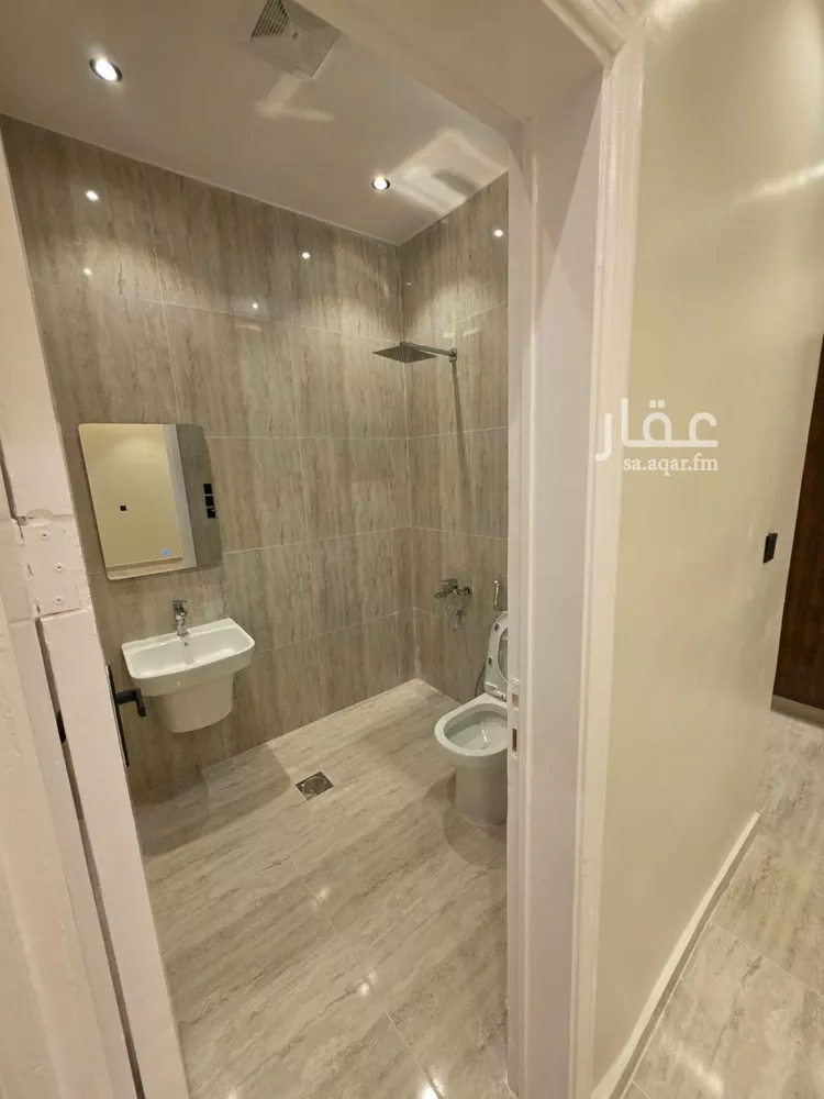 شقة للإيجار في شارع عبدالله بن سلمه, حي العليا, مدينة الرياض, منطقة الرياض صورة 3