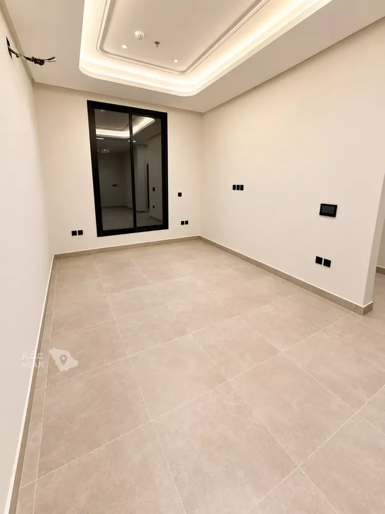 Floor for Rent in Riyadh Ar Rimal 4