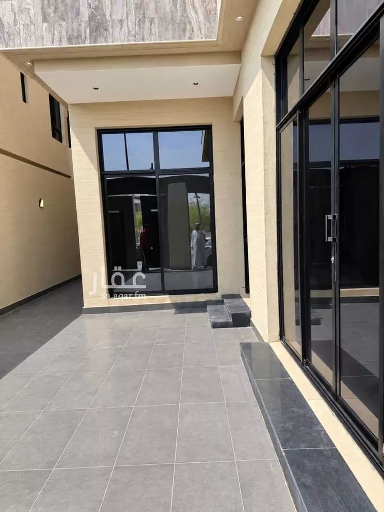 دور للبيع في شارع العينين, حي إشبيلية, مدينة الرياض, منطقة الرياض صورة 4