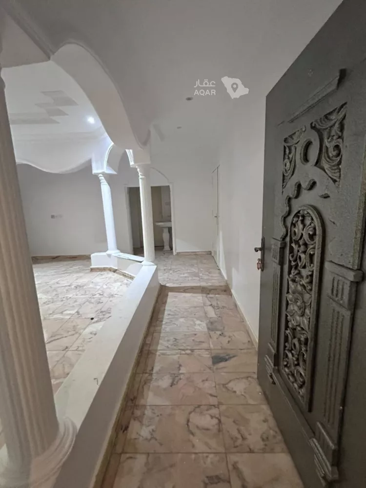 Floor for Rent in Riyadh Badr 12