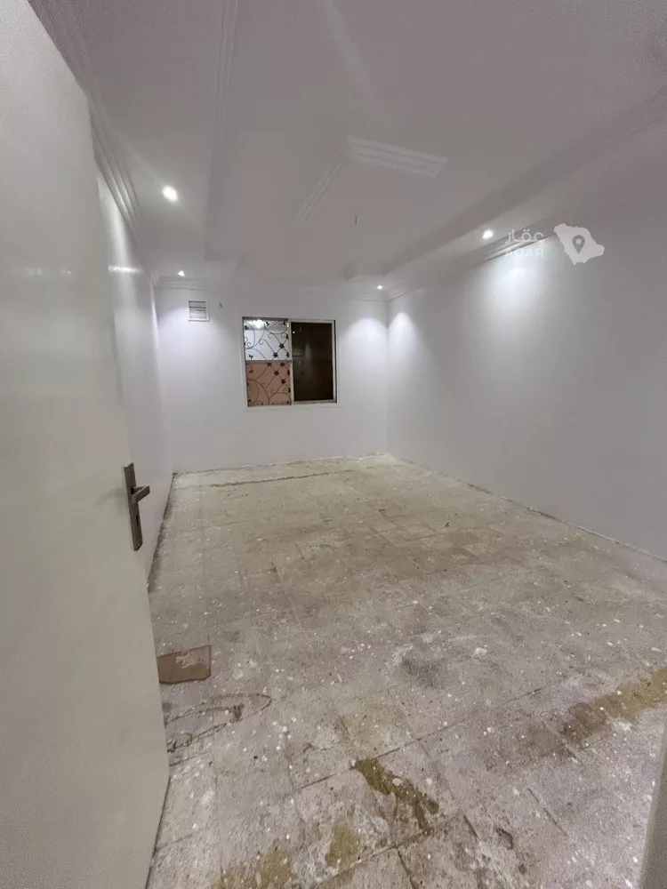 Floor for Rent in Riyadh Badr 16