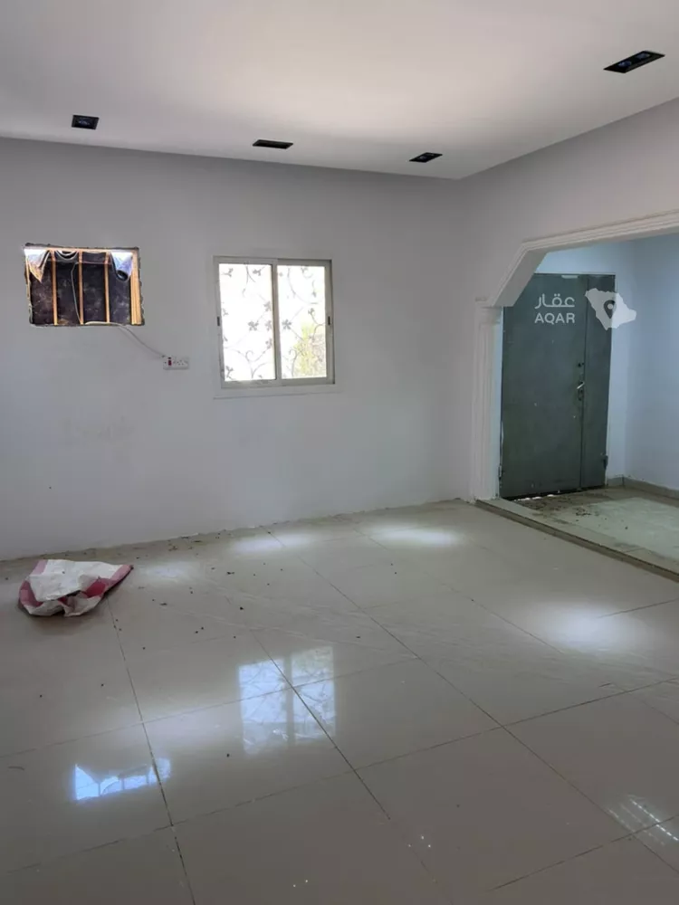 Floor for Rent in Riyadh Badr 6
