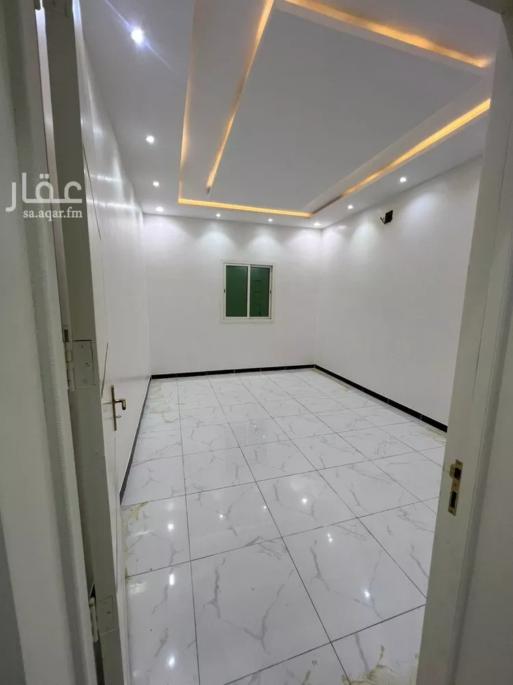 فيلا للإيجار في شارع ابن الكوفي, حي الرمال, مدينة الرياض, منطقة الرياض صورة 4