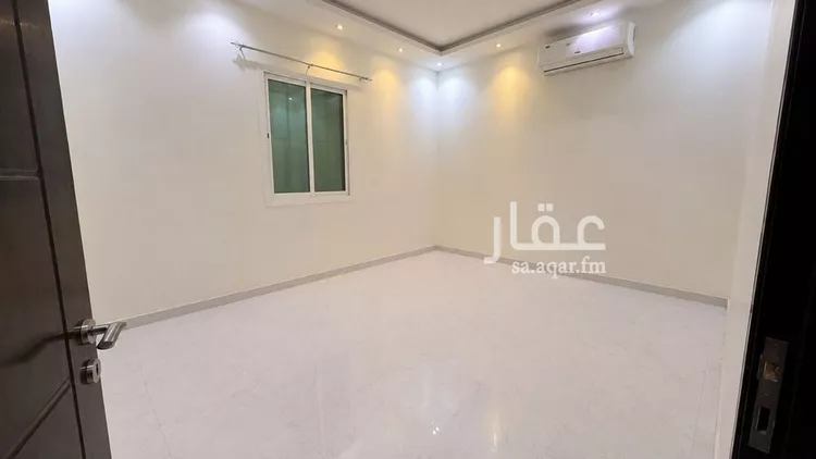 فيلا للبيع في شارع جبل المشايخ, حي القادسية, مدينة الرياض, منطقة الرياض صورة 5