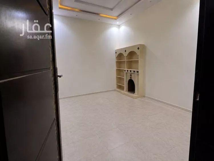 فيلا للبيع في شارع جبل المشايخ, حي القادسية, مدينة الرياض, منطقة الرياض 6