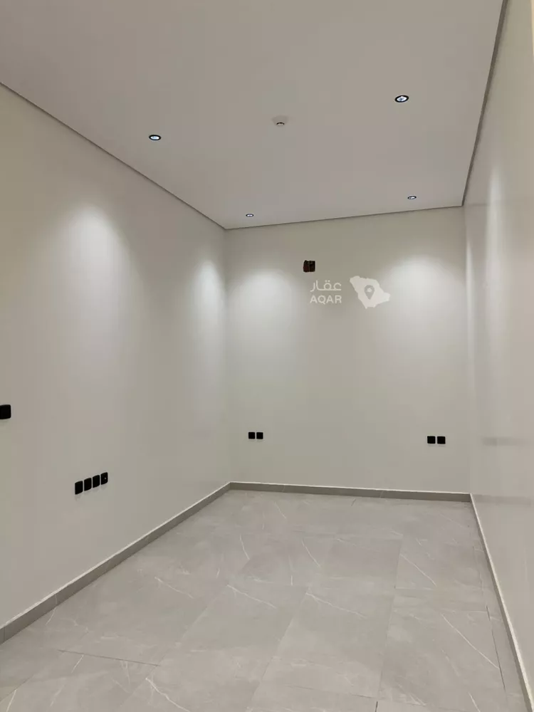 عمارة للإيجار في شارع عثمان بن صدقه, حي طويق, مدينة الرياض, منطقة الرياض 6