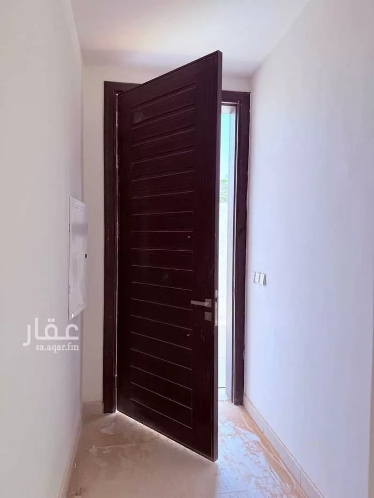 فيلا للإيجار في شارع وادي حمر ، حي مطار الملك خالد الدولي ، الرياض ، منطقة الرياض