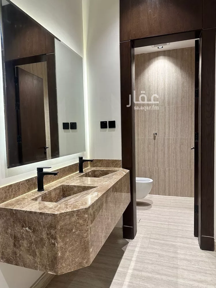 دور للبيع في شارع جبل احد, حي العارض, مدينة الرياض, منطقة الرياض