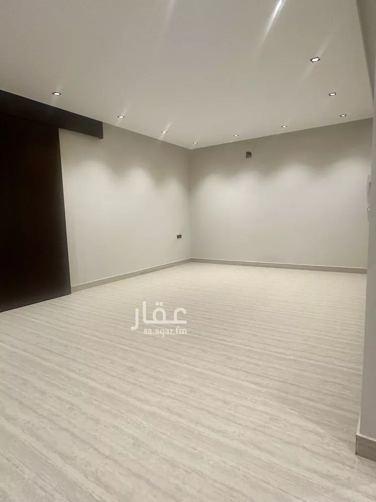 دور للبيع في شارع جبل احد, حي العارض, مدينة الرياض, منطقة الرياض صورة 2