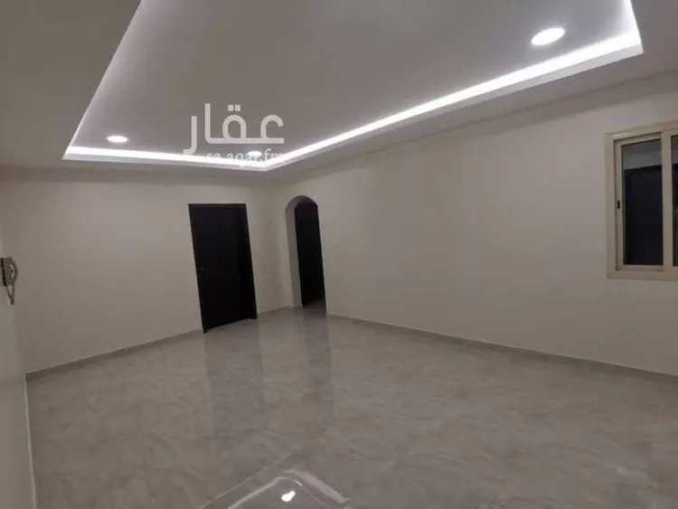 Building for Sale in Dhahran Hajar صورة 3