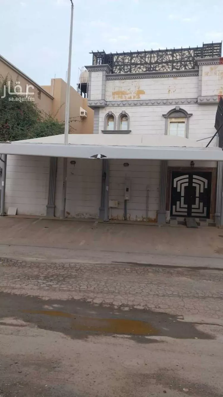 فيلا للبيع في شارع أبي الثناء الحربي ، حي الحمدانية ، جدة ، جدة صورة 3