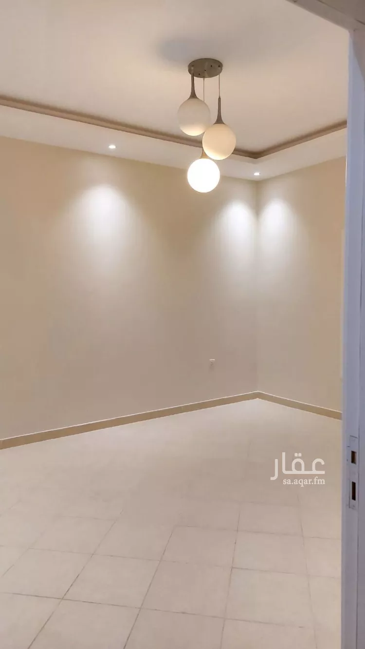 شقة للإيجار في شارع الامام النسائي, حي ظهرة العودة شرق, مدينة الدرعية, منطقة الرياض صورة 5