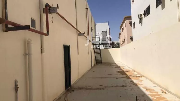 Shop for Rent in Tabuk Al Masif 22