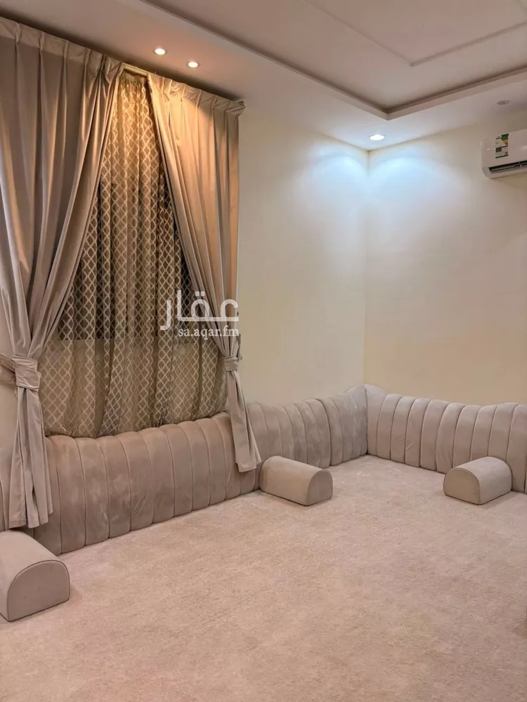 فيلا للإيجار في شارع عبدالله بن نصبان, حي الرمال, مدينة الرياض, منطقة الرياض 9