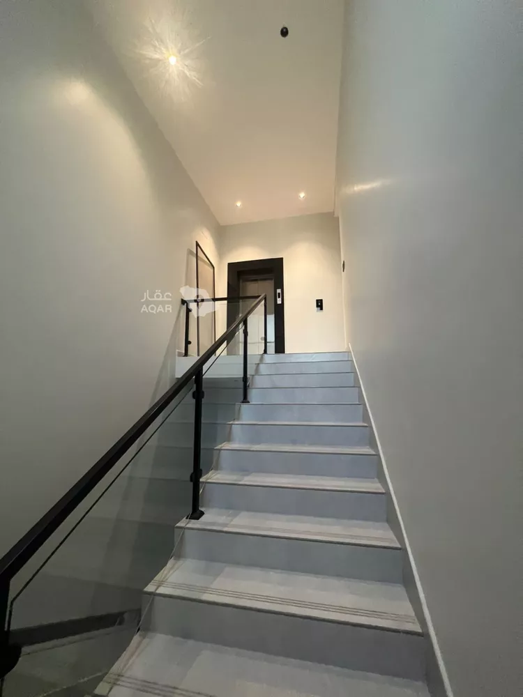 Floor for Rent in Riyadh An Narjis 12