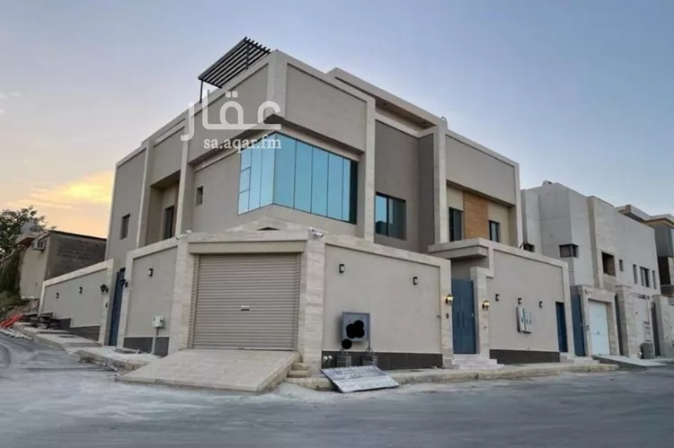 Villa for Sale in Riyadh Al Qirawan
