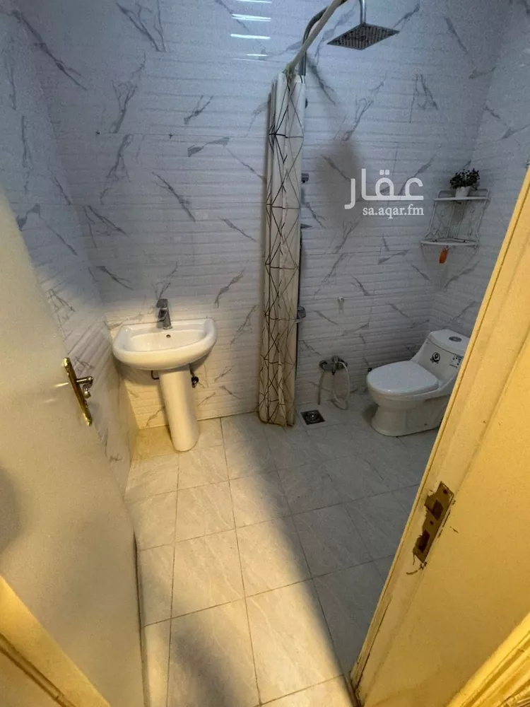 فيلا للإيجار في شارع الشهدة, حي قرطبة, مدينة الرياض, منطقة الرياض صورة 5