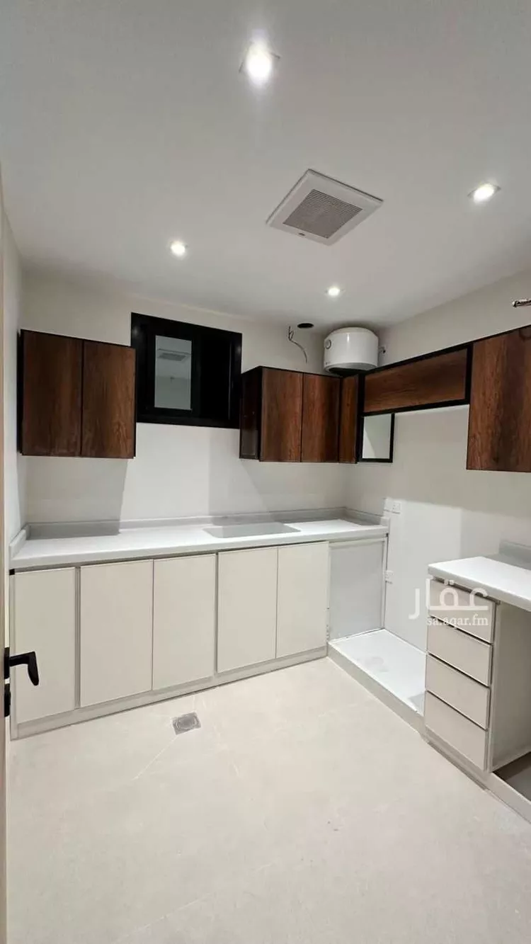 عمارة للإيجار في شارع زيد بن خارجة, حي السليمانية, مدينة الرياض, منطقة الرياض 9